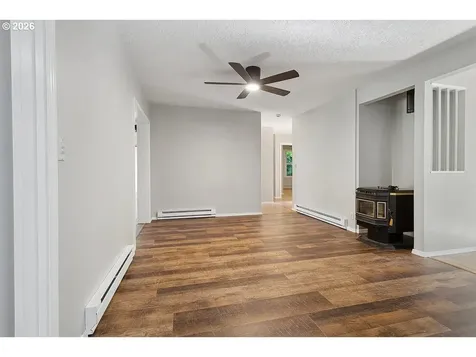 68315 E Twinberry Loop Welches OR 97067
