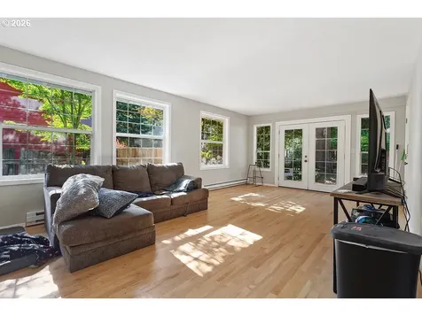 68315 E Twinberry Loop Welches OR 97067