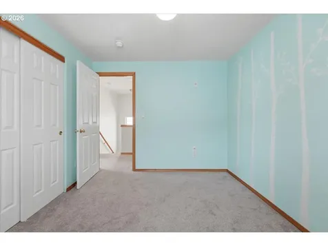 7861 SE Springwater Drive Portland OR 97206