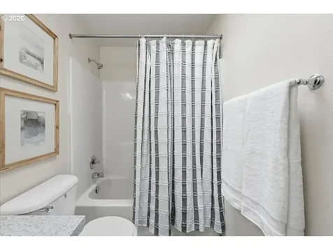 7861 SE Springwater Drive Portland OR 97206