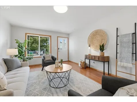 7861 SE Springwater Drive Portland OR 97206
