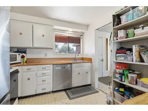 5643 SE Sierra Street Hillsboro OR 97123