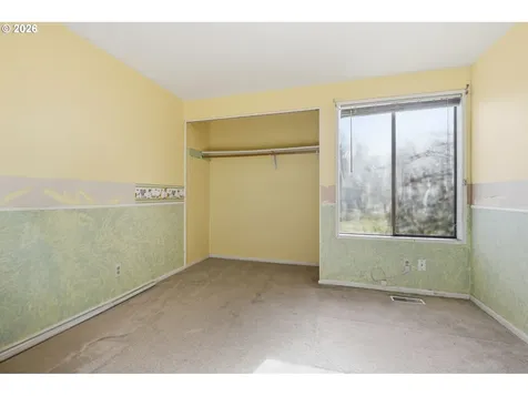5643 SE Sierra Street Hillsboro OR 97123
