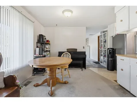 5643 SE Sierra Street Hillsboro OR 97123