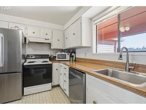5643 SE Sierra Street Hillsboro OR 97123