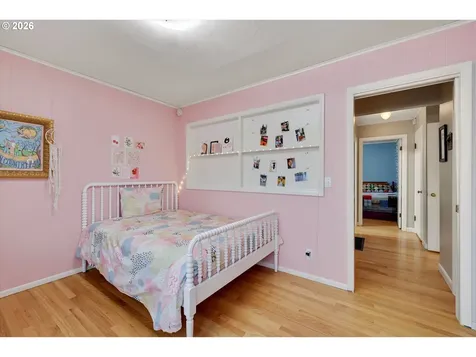4145 SE Knapp Street Portland OR 97202