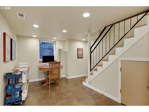 4145 SE Knapp Street Portland OR 97202