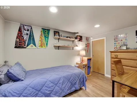 4145 SE Knapp Street Portland OR 97202