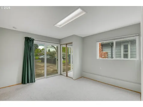 6415 SE 43rd Avenue Portland OR 97206