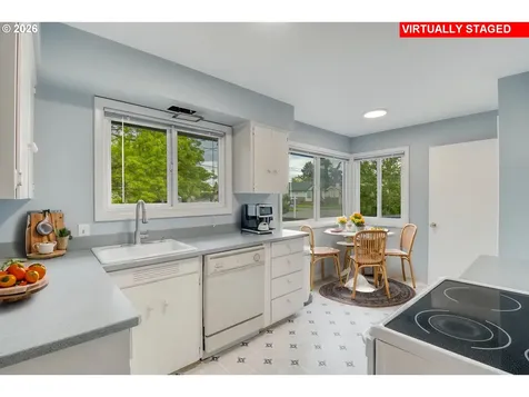 6415 SE 43rd Avenue Portland OR 97206