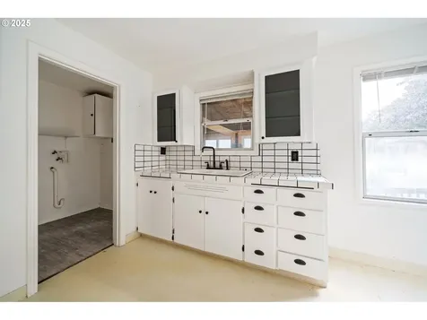 1310 8th Avenue Longview WA 98632