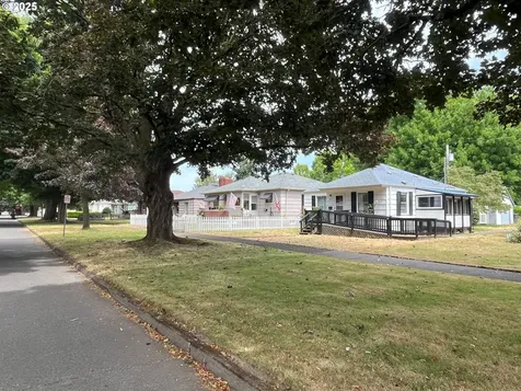 1310 8th Avenue Longview WA 98632