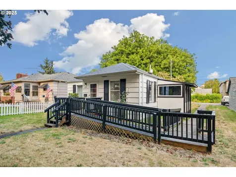1310 8th Avenue Longview WA 98632