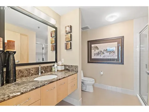 1221 SW 10th Avenue Portland OR 97205