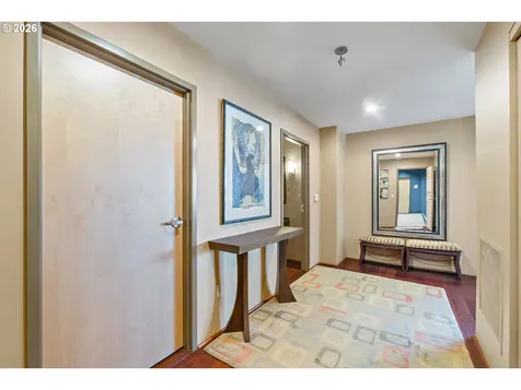 1221 SW 10th Avenue Portland OR 97205