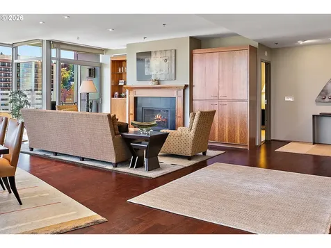1221 SW 10th Avenue Portland OR 97205