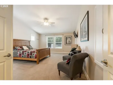 31529 SE Eagle Cliff Lane Eagle Creek OR 97022