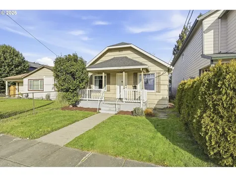 5431 SE Flavel Street Portland OR 97206