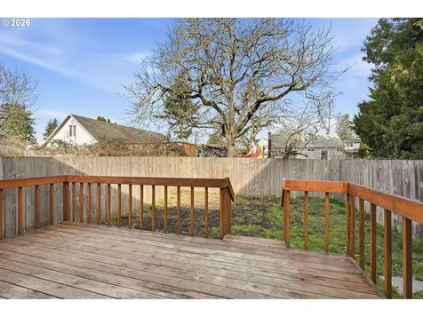5431 SE Flavel Street Portland OR 97206