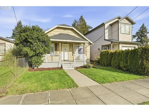 5431 SE Flavel Street Portland OR 97206