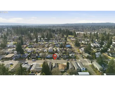 5431 SE Flavel Street Portland OR 97206
