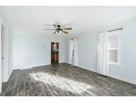 5431 SE Flavel Street Portland OR 97206
