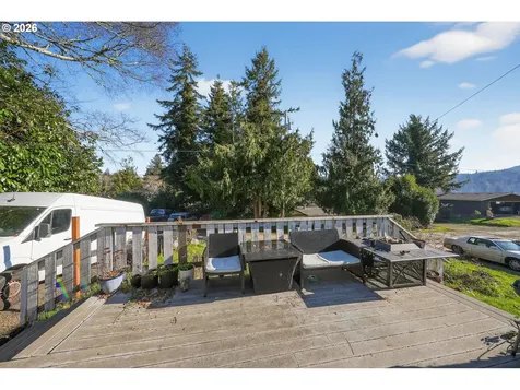 4877 NE H Avenue Neotsu OR 97364
