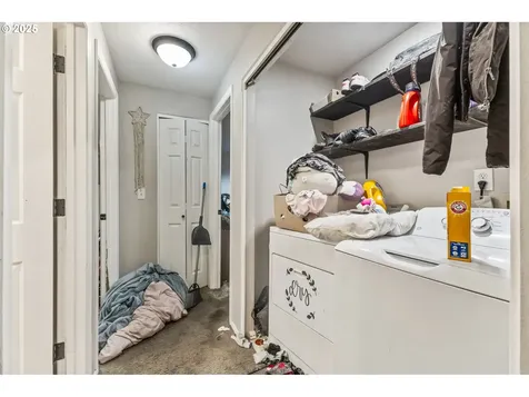 1188 18th Avenue Sweet Home OR 97386