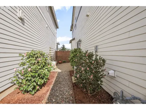 28453 SW Coffee Lake Drive Wilsonville OR 97070