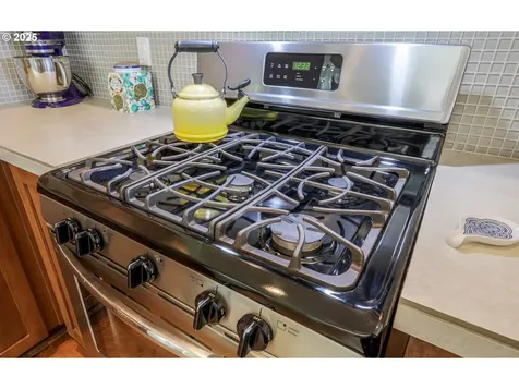 28453 SW Coffee Lake Drive Wilsonville OR 97070