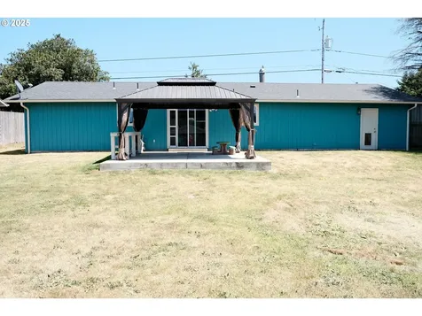 1040 Fenwick Street Coos Bay OR 97420