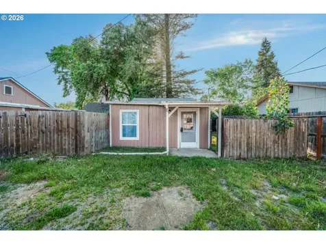 2360 Redwood Avenue Grants Pass OR 97527