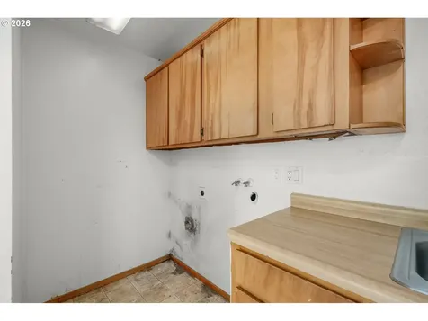 2360 Redwood Avenue Grants Pass OR 97527