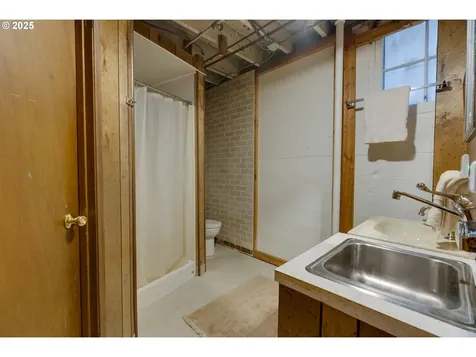 3000 NE 41st Avenue Portland OR 97212