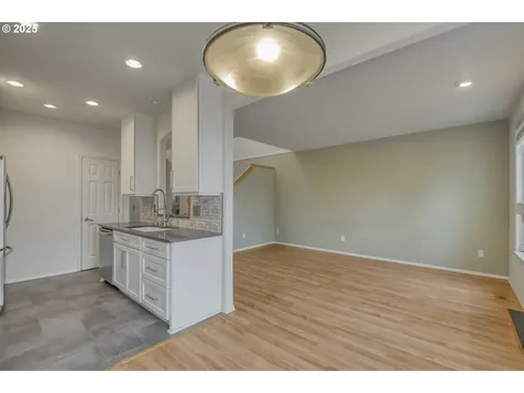 12916 SW Cherry Blossom Court Beaverton OR 97008