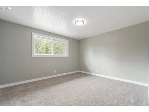 5495 J Street Springfield OR 97478