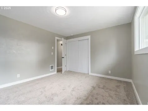 5495 J Street Springfield OR 97478