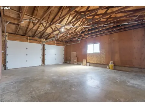 5495 J Street Springfield OR 97478