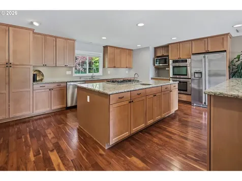 31050 SW Riverwood Drive West Linn OR 97068