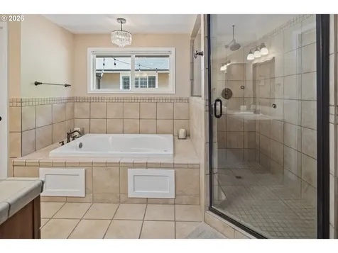 31050 SW Riverwood Drive West Linn OR 97068