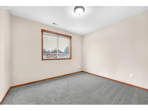 10512 NE 52nd Court Vancouver WA 98686
