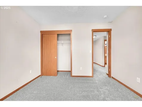 10512 NE 52nd Court Vancouver WA 98686
