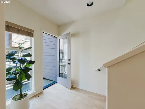 7940 SW 31st Avenue Portland OR 97219