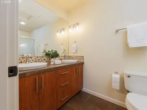 7940 SW 31st Avenue Portland OR 97219