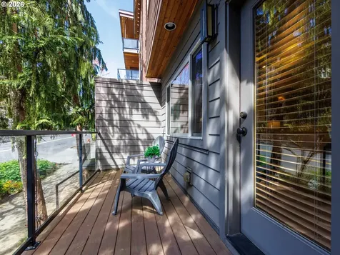 7940 SW 31st Avenue Portland OR 97219