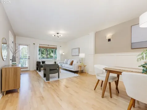 7940 SW 31st Avenue Portland OR 97219