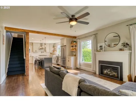33249 SW Em Watts Road Scappoose OR 97056