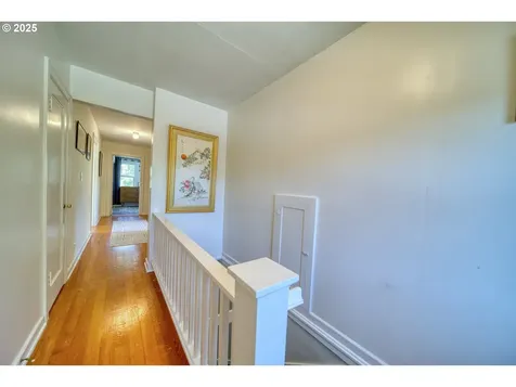 33249 SW Em Watts Road Scappoose OR 97056
