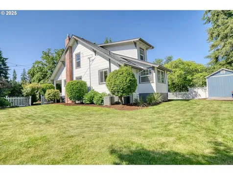 33249 SW Em Watts Road Scappoose OR 97056