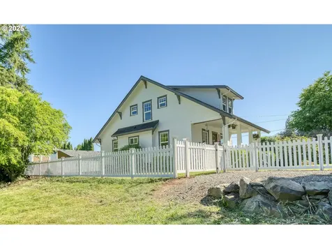 33249 SW Em Watts Road Scappoose OR 97056